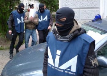 Pasuri mbi 300 milion euro/ Mega-operacion në Itali, goditen mafiozët e Ndragheta-s, mes të arrestuarve edhe një grua shqiptare