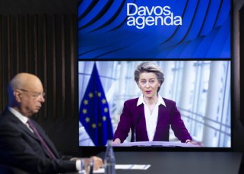 Von der Leyen: Prodhuesit e vaksinave të respektojnë paktet