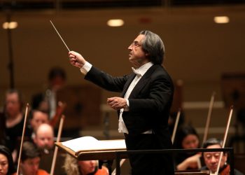 Riccardo Muti po drejton Koncertin e Vjenës 2021