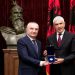 Ilir Meta dekoroi senatorin Pier Fernando Casini që përmendet në përgjimet e “Ndraghetës”