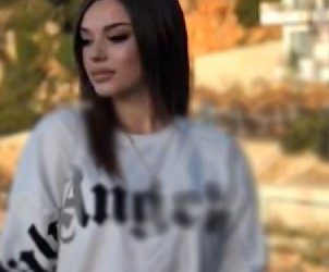 FOTO/ Kjo është 23-vjeçarja që humbi jetën sot në aksidentin tragjik, trupi iu gjend 400 metra larg vendngjarjes