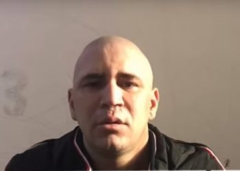 Prokuroria kërkon 5 vite burg për Vladimir Gjutën, u kap me pistoletë pranë selisë së PS-së