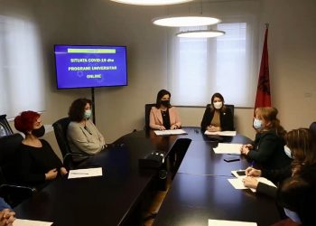 “Ora policore nuk ndryshon”, Komiteti i Ekspertëve: Mësimi në universitete vijon online