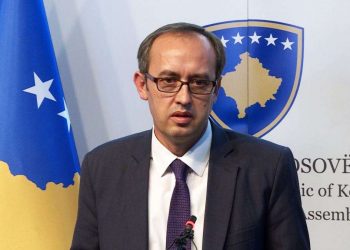 Përmbytet edhe Kosova, Hoti thirrje qytetarëve: Kufizoni lëvizjet nëpër rrugë