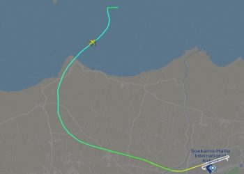 Gjenden kutitë e zeza të avionit të rënë në detin Xhava