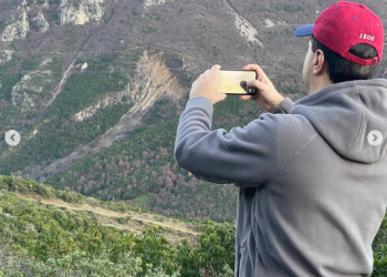 Shefi i Opozitës e merr qetë 2021-shin, pushime dhe gjumë