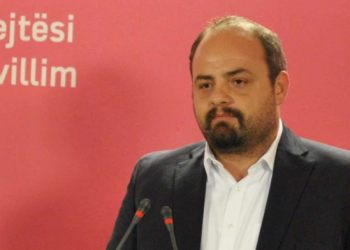 VV në Shqipëri prezanton dy kandidatët e parë për deputet/ Emrat