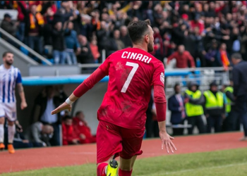 Çinari nxjerr Tiranën ‘jashtë loje’, Partizani triumfon në derbi dhe rikthehet i dyti