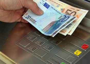 Furnizoi makinën me karburant me euro false, arrestohet nga policia e Fierit 25-vjeçari nga Tepelena