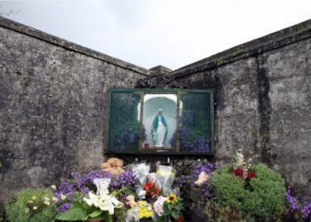 Qeveria irlandeze do të kërkojë falje për vdekjet e 9 mijë fëmijëve në shtëpitë e nënave dhe foshnjave