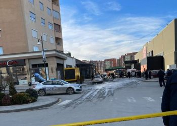 Shpërthim i fortë në Kosovë, dhjetëra të plagosur në një restorant, 7 në gjendje të rëndë