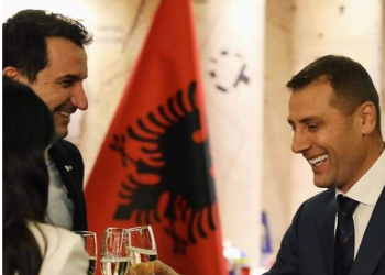 Rudina Dembacaj i jep fund zyrtarisht beqarisë, martohet me ish-deputetin