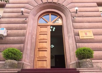 Pas tre vitesh mungesë, Gjykata Kushtetuese merr vendimin e parë