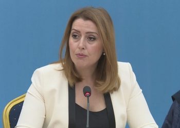 U verifikua për blerjen e kiteve dhe respiratorëve, Manastirliu i “shpëton” SPAK