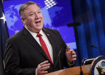 Tranzicioni i pushtetit/ Sekretari i Jashtëm i SHBA, Pompeo, anulon vizitën në Evropë