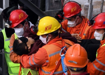 Nëntë minatorë gjenden të vdekur pas operacionit të shpëtimit në galerinë kineze të Shandong