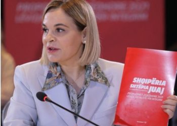 Kryemadhi: Ekonomia është marrë peng nga Rama. LSI do ta kthejë Shqipërinë në “shtëpinë e investimeve”
