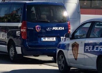 Aksident në Tiranë/ Makina përplas 42-vjeçarin dhe largohet menjëherë nga vendi i ngjarjes