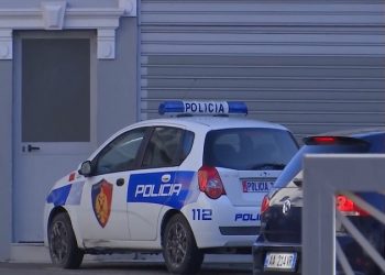Himarë/ 60 vjeçari ngacmon seksualisht të miturën, vihet nën hetim