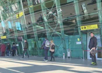 Qeveria dërgon në Kuvend projektligjin për zgjatjen e koncesionit të aeroportit “Nënë Tereza”