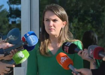 Rudina Hajdari zyrtarizon kandidaturën në Elbasan, ja mesazhi që ka për qytetarët (VIDEO)