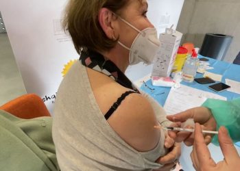 Manastirliu: Do nisë menjëherë vaksinimi i të moshuarve. Bino: Mund të vaksinojmë 600 veta brenda ditës