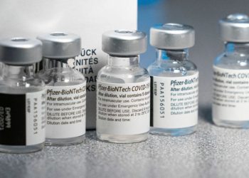KONFLIKTI/ Suedia pezullon pagesat për vaksinat e Pfizer