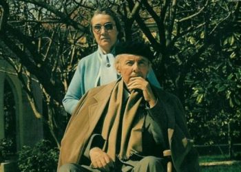 “Tani futini by**ës çelik se…”/ Kardiologu rrëfen debatet mes mjekëve të Enverit: Pse s’pranonte të kurohej jashtë shtetit