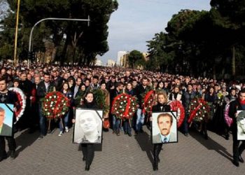 Policia e Tiranës kërkon rifillimin e hetimeve për ’21 Janarin’