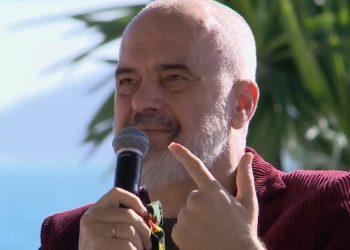 Rama: Mjekët do të paguhen për aq orë pune sa bëjnë, jo njësoj si në kooperativë! Modeli i autonomisë së spitaleve nis nga Fieri