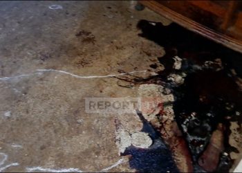 U gjet e pajetë në shtëpi në Malësi të Madhe, 47 vjeçarja s’i hapte telefonin djalit prej 3 ditësh! Ishte në konflikt me familjarët e ish bashkëshortit