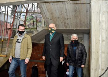 Rindërtimi/ Veliaj dhe Rama inspektojnë shkollat “Sami Frashëri” dhe “Murat Toptani”: “Do të jenë gati për vitin e ri shkollor, i rrisin vlerën pronës”