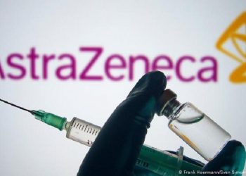OBSH ndez dritën jeshile/ Vaksina e AstraZeneca-s për të gjithë variantet