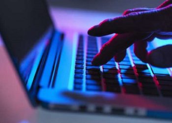 10 profile të rreme dhe kërkonte 25 mijë Euro bamirësi, arrestohet 19-vjeçari mashtrues