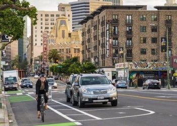 I vetmi person i infektuar fut në panik qytetin, askush nuk guxon të dalë nga shtëpia