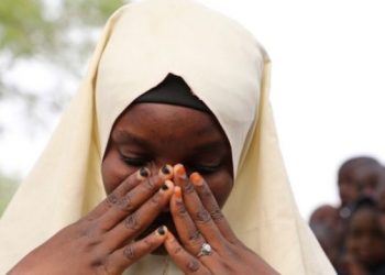 Nigeri/Sulmi i tmerrshëm që tronditi botën: Si u rrëmbyen qindra nxënëse të mitura