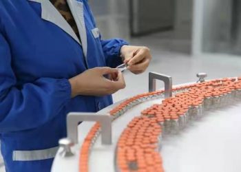 Kina do të ofrojë 10 mln doza vaksinash për COVAX