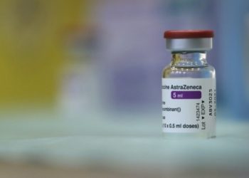 Covid-19/ OBSH autorizon AstraZeneca-n dhe hap udhën e shpërndarjes së dozave të vaksinës