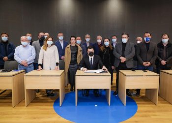 Bëhet ‘i gjallë’ Basha: Unë do të sjell shpresën bashkë me Xhelal Mziun, Vokshin, Palokën, Flamur Nokën dhe…