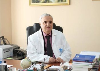 Dita Botërore e Ndërgjegjësimit Kundër Kancerit: “CancerWorld” përkujton ish-mjekun e njohur shqiptar Agim Sallaku