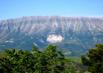 Bllokohen alpinistët në Gjirokastër, 17-vjeçari rrëzohet dhe plagoset, flet Policia