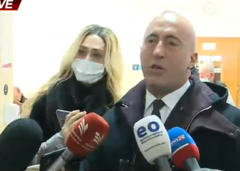 Haradinaj pas votimit: Na presin shumë sfida, i lus të gjithë që të votojnë!