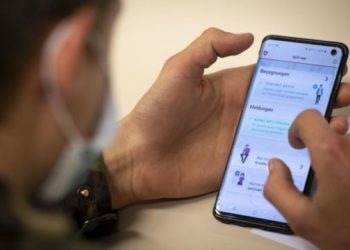 Ngjarje e pazakontë, 33-vjeçarja nga Tirana braktis 4 fëmijët pasi njohu “dashurinë e jetës” në Tik-Tok