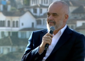 “100 arritje në 4 vite”/ Rama publikon shifrat: Me taksën progresive infermierët paguajnë më pak sesa me taksën e sheshtë