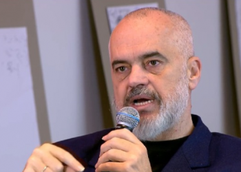 ‘Ka ardhur koha e ndryshimin, ashtu si në Kosovë’, Rama replikon me komentuesit: Duro se erdhi prilli