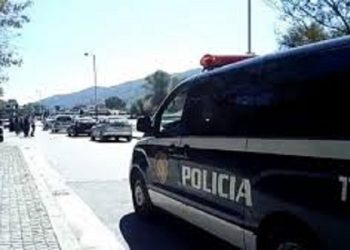 Aksident në Bathore/ Makina përplas një 5-vjeçar