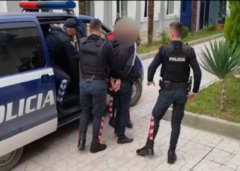 Dhunë në familje e i dehur në timon, arrestohen dy persona në Durrës