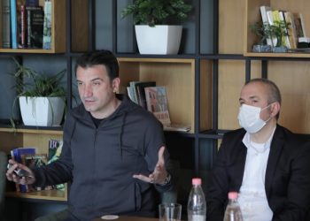 Veliaj: PD është bërë si ‘Përputhen’; Kandidatët e LSI-së rrinë në Njësinë 9 se kanë SPAK-un afër