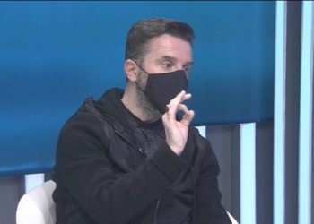 Zv/kryeministri Braçe: Shkollat në këto zona mësim online për 2 javë rresht! Mjaft qokave, po vrisni njerëz