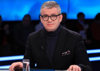 Një këngë zie që nuk e ndihmon dot opozitën për vota